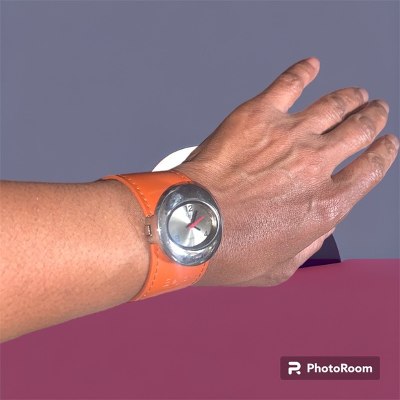 Beijo Orange Band Watch - Picture 2 of 3